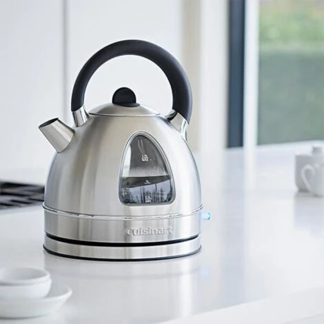 Cuisinart Signature Collection Traditional Brushed Stainless Steel Kettle - Image 3