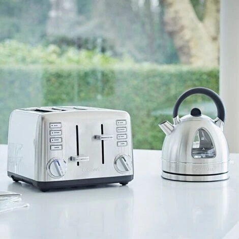 Cuisinart Signature Collection Traditional Brushed Stainless Steel Kettle - Image 5